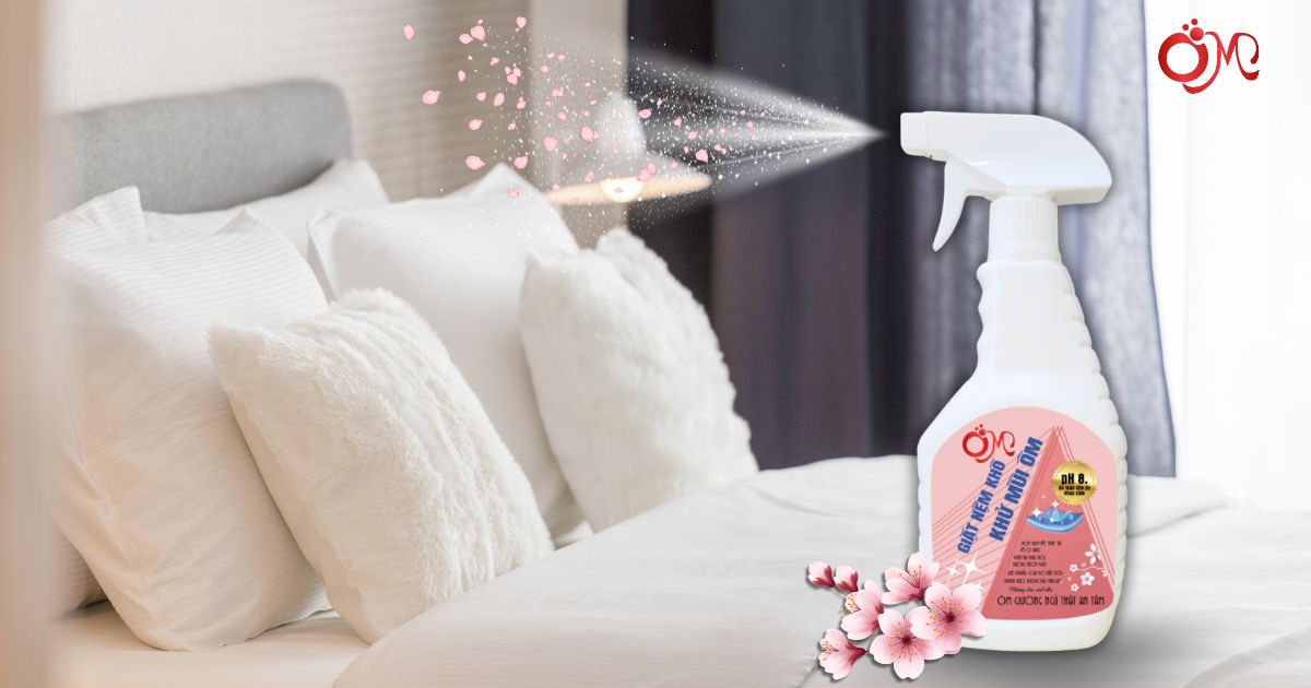 Xịt khô Ôm khử mùi nhanh tiện lợi